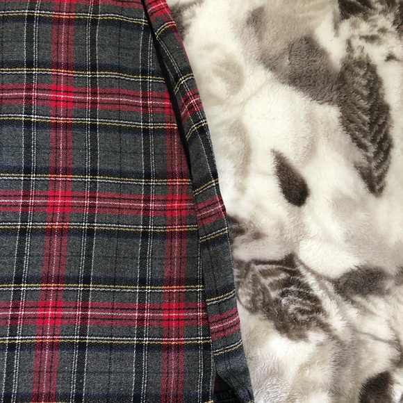 Pleated skirt - Picture 2 of 4